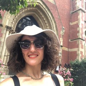 Meet your Posher, Yesim